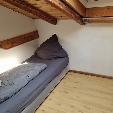 Wohnung Mit 5 Schlafzimmern Im Landhausstil Fuer Monteure In Budenheim A60 A66 Anbindung