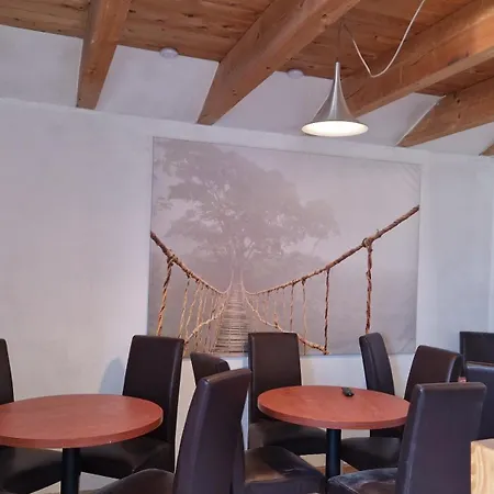 Apartmán Im Landhausstil Fuer Monteure In Budenheim