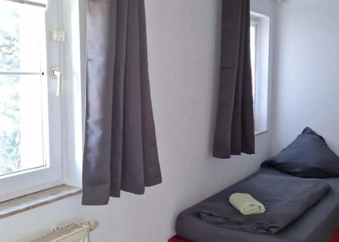 Im Landhausstil Fuer Monteure In Apartamento